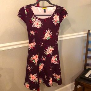 Prince & Fox dress, XS, Maroon with flower design